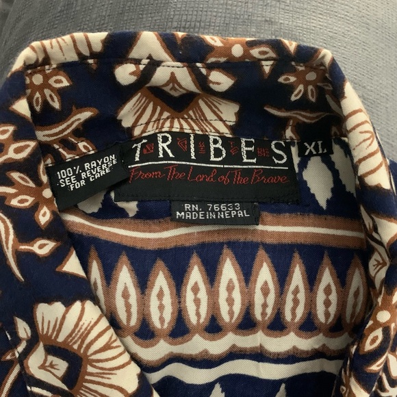 TRIBES Lt Wt Nepalese Floral Shirt - Picture 3 of 6